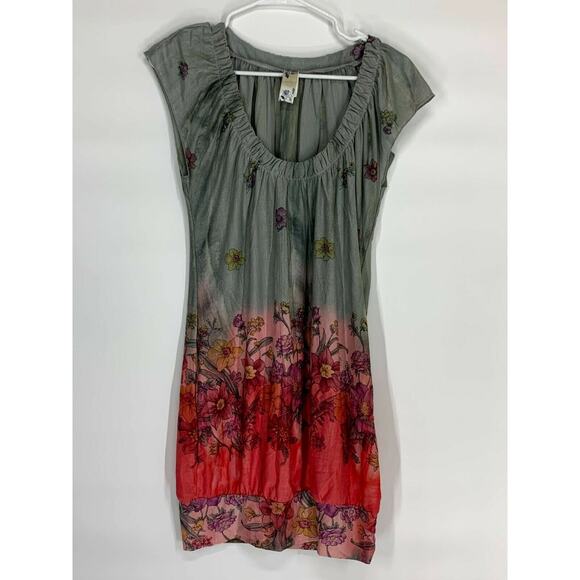Gray Red Floral Mini Scoop Neck Floral Print Short Sleeve Dress Women’s Medium - Picture 1 of 6
